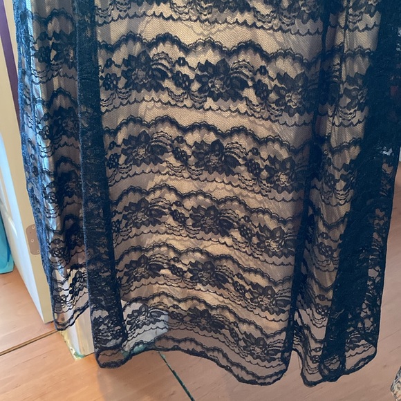 Gorgeous tie up back with zipper lace dress floor length - Picture 2 of 7